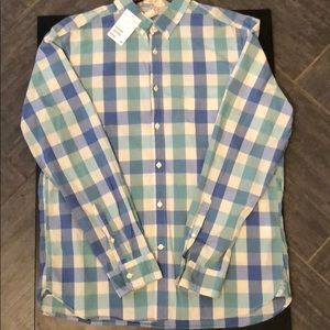 Men’s Plaid Button Down